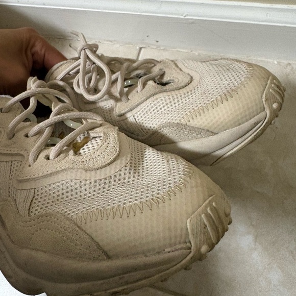 adidas Ozweego Clear Brown Women's Size 7 - Picture 5 of 8